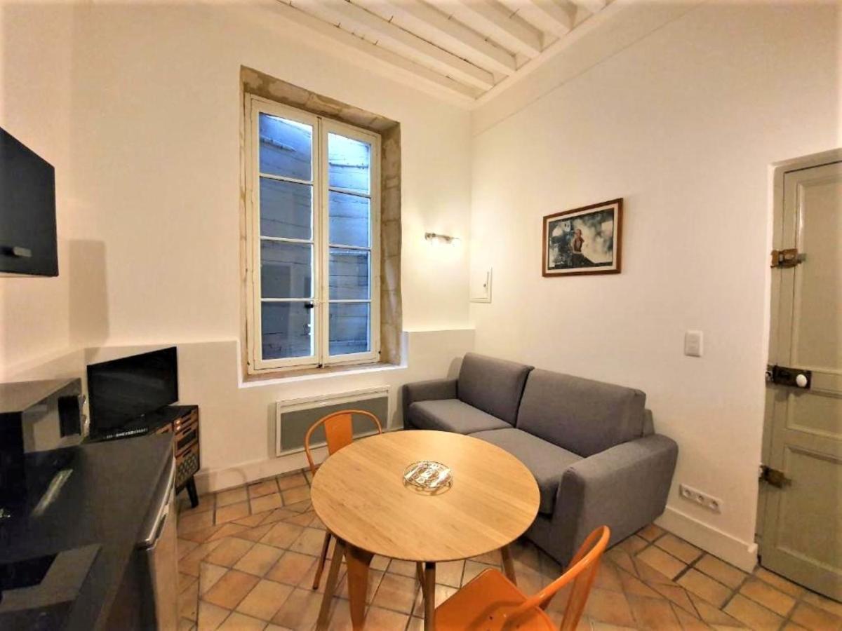 L'Appart De La Rue Balze Arles Exterior photo