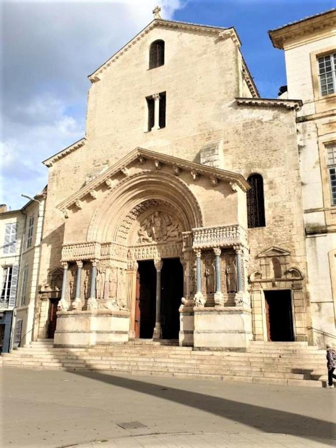 L'Appart De La Rue Balze Arles Exterior photo